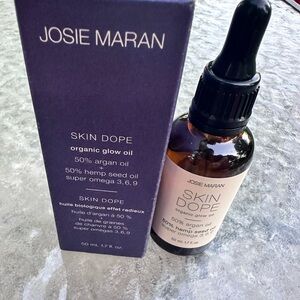 Josie Maran Skin Dope Organic Glow Oil - Purple and Black